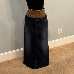 Chic Leopard Waist Denim Maxi Skirt